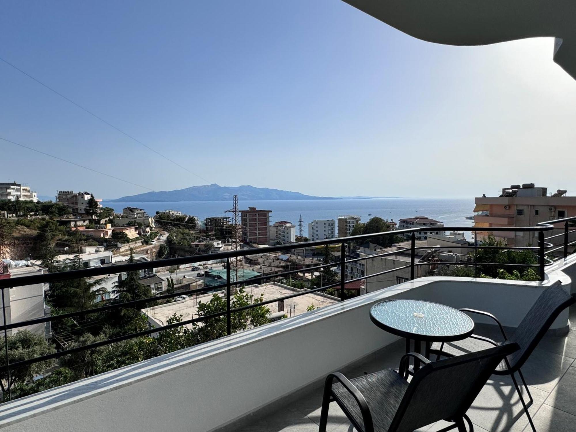 Sunset Hill Apartments Sarandë Esterno foto